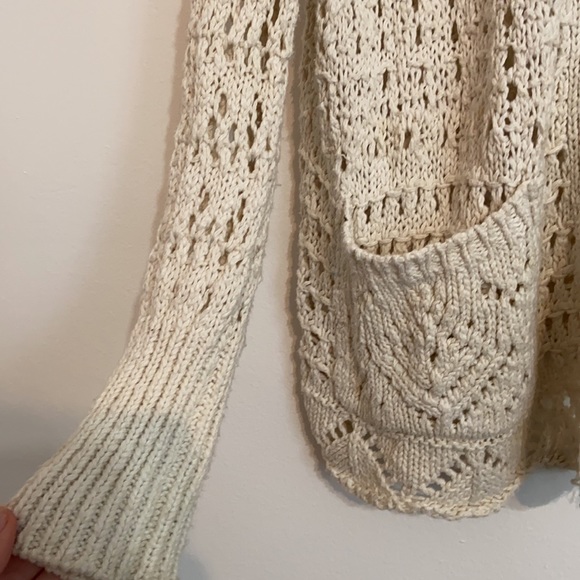 Oversized Knit - Picture 4 of 4